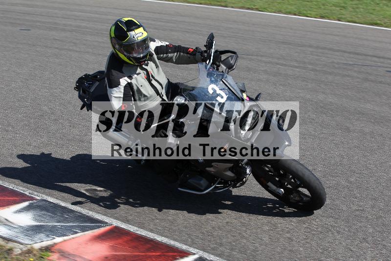 Archiv-2022/57 29.08.2022 Plüss Moto Sport ADR/Einsteiger/3